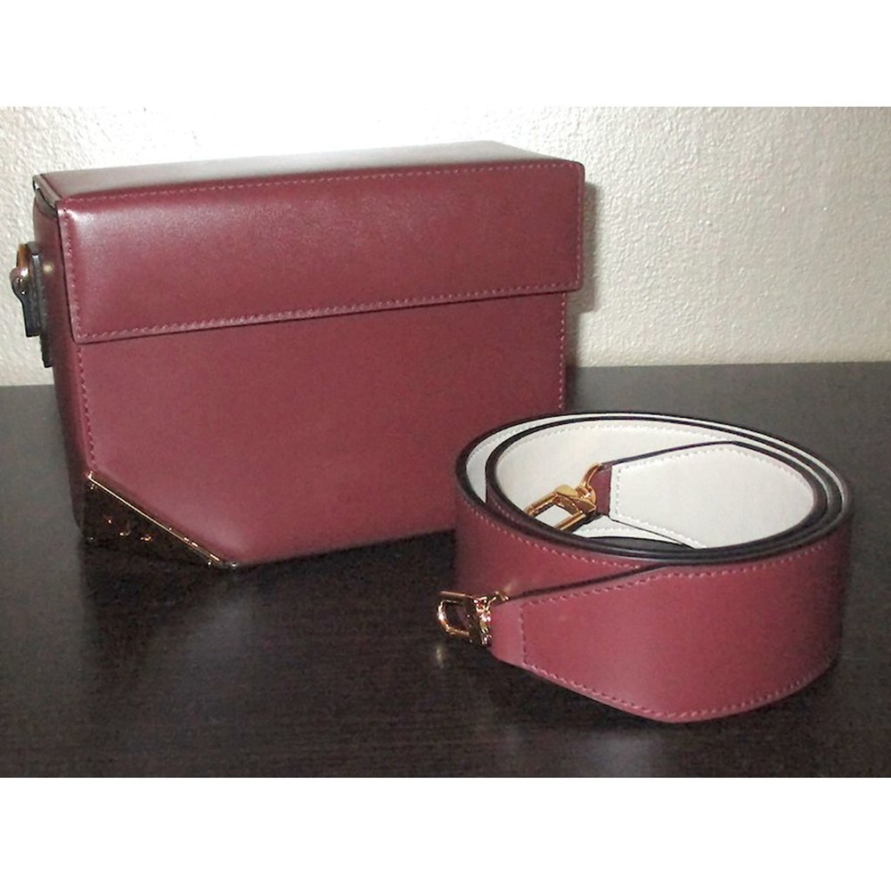 Zesh Burgundy Box Purse